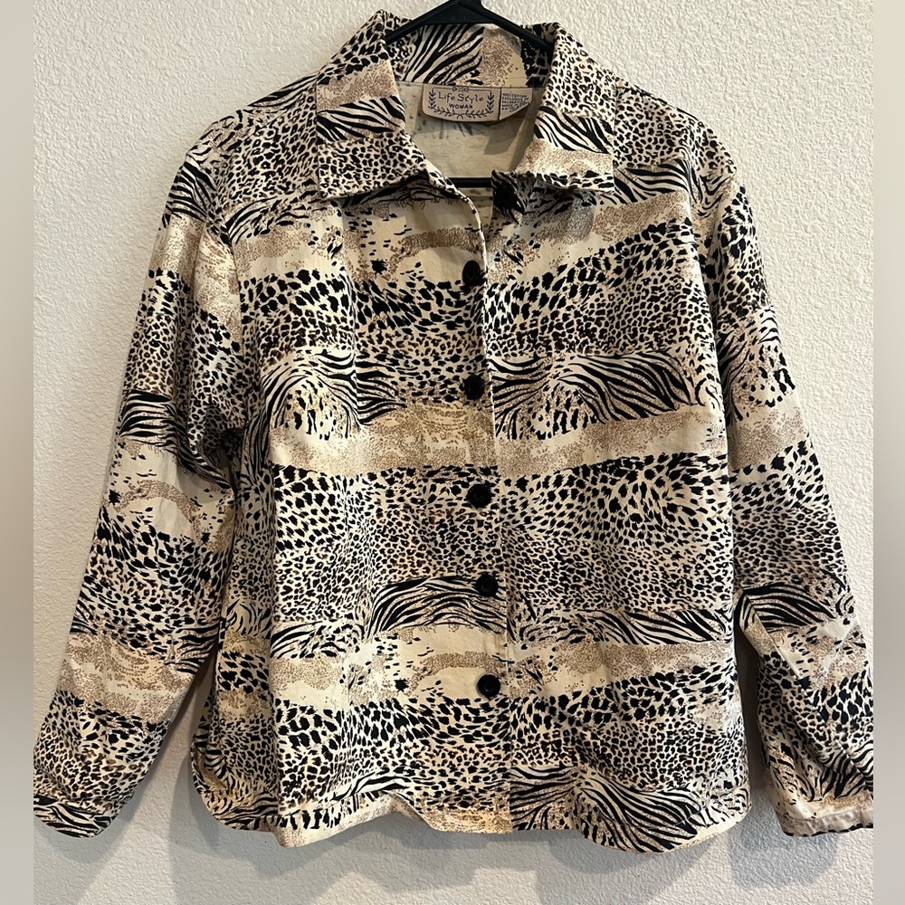 VINTAGE Life Style Button Down Abstract Printed Jacket